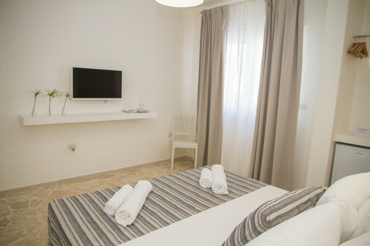 Dimora Ausentum B&B Torre San Giovanni Ugento Exterior photo