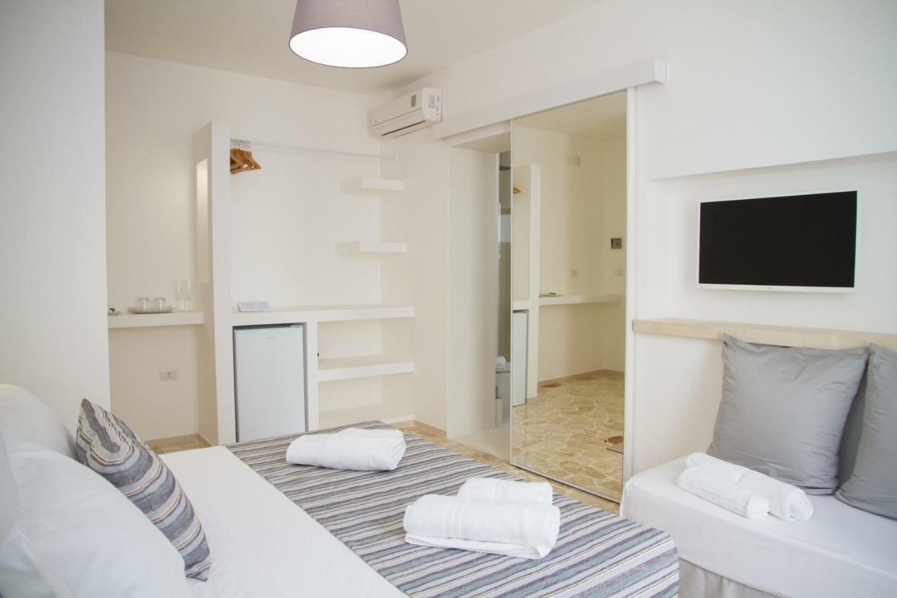 Dimora Ausentum B&B Torre San Giovanni Ugento Exterior photo